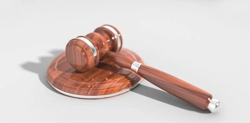 Jak długo trwa uprawomocnienie wyroku sądowego?