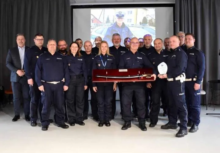 Jak funkcjonariusz może zwiększyć wysokość swojej emerytury?