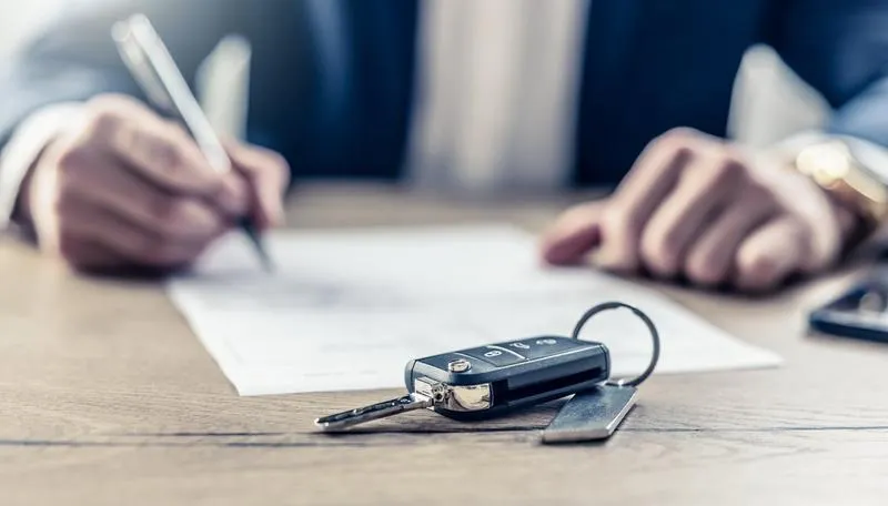 Jak skutecznie odzyskać dowód rejestracyjny zatrzymany przez policję?