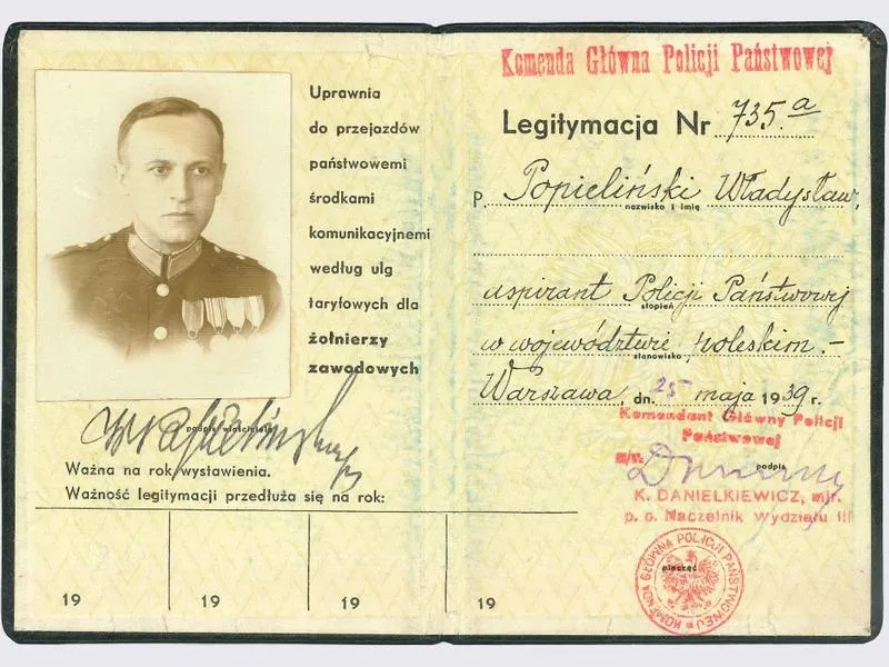 Praktyczny przewodnik: Jak poprawnie wypełnić dokumenty do policji?