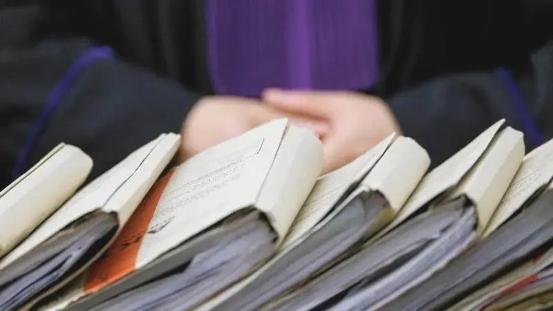 Wyrok w zawieszeniu – co warto o nim wiedzieć?