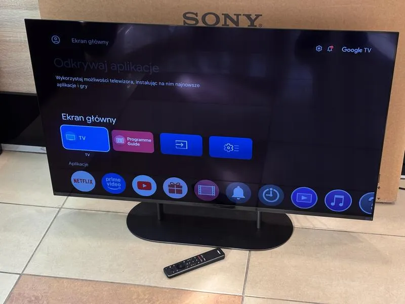 Pakowanie telewizora do więzienia