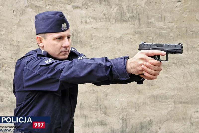 Podstawowe wyposażenie policji