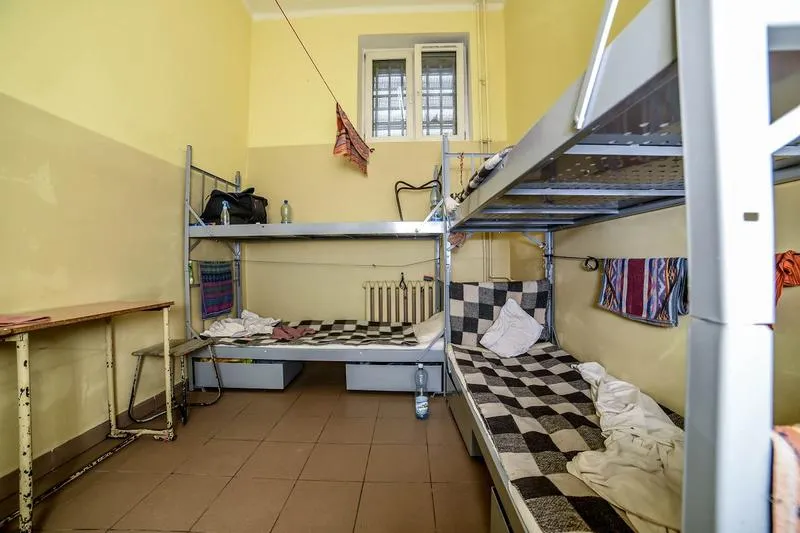 Relacje międzyludzkie w areszcie