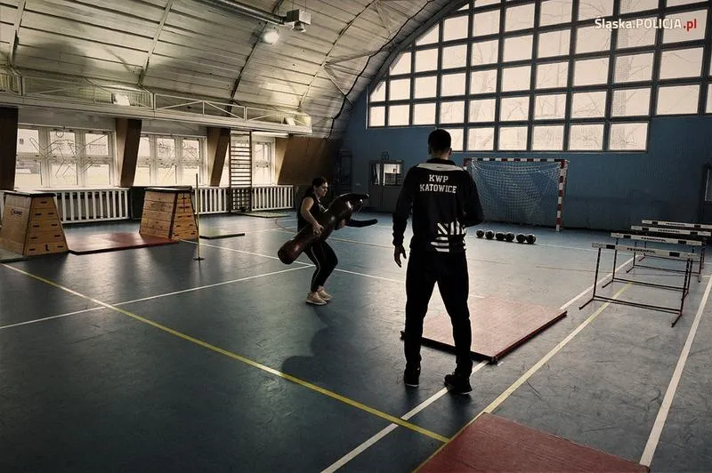 Test sprawnościowy do policji