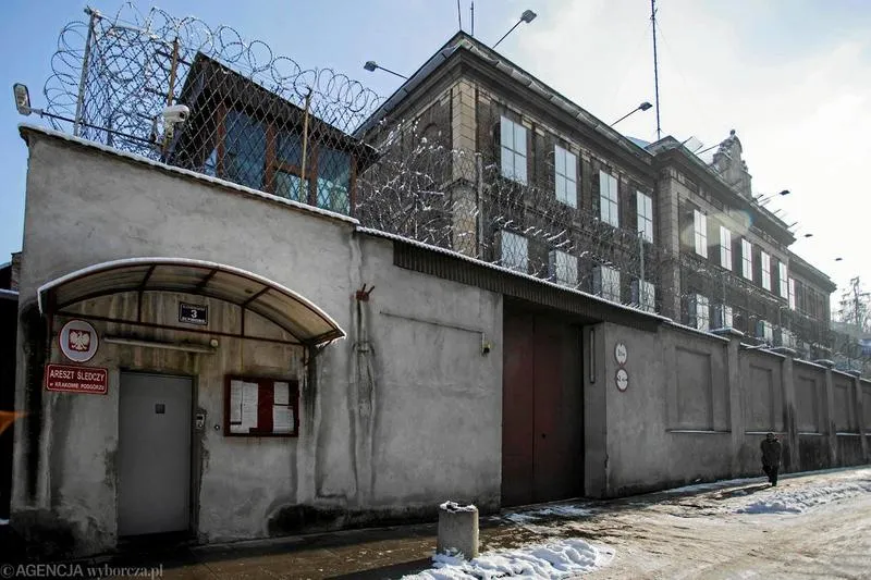 Wysyłka paczki do aresztu śledczego